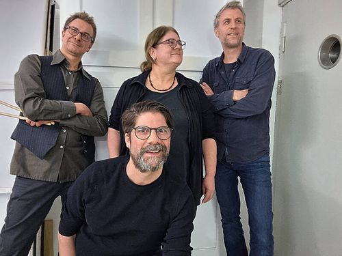 🫅 Musik in der Märlistadt • Heroes