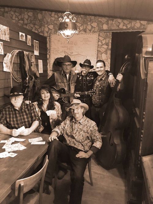 🫅 B&amp;amp;L Country Band • B&amp;amp;L Country Band