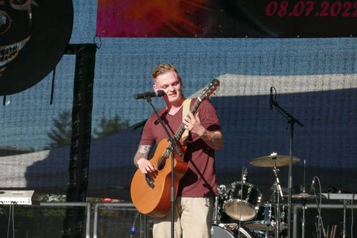 🫅 Musik in der Märlistadt • Lutz &amp; Laune