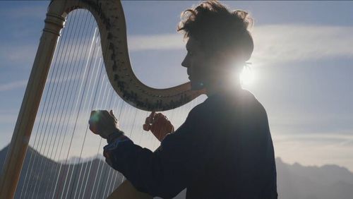 🫅 Musik in der Märlistadt • Serenade Avenue