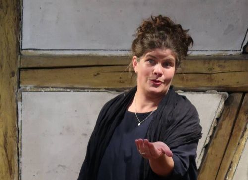 🫅 Märli im Lindwurm • Annette Gallmann