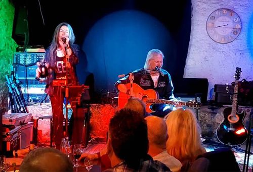 🫅 Musik in der Märlistadt • PrisMa - Guitar &amp; Voice